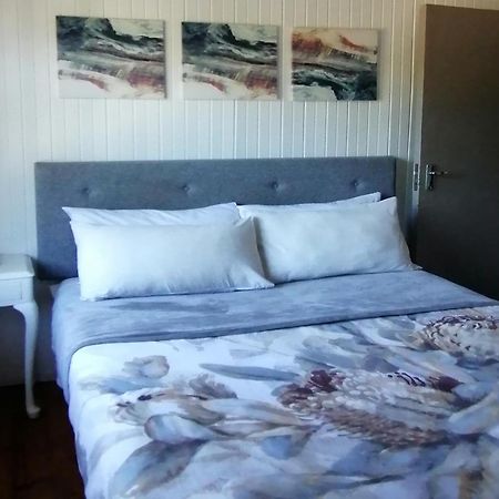Knysna N2 Lodge Ngoại thất bức ảnh