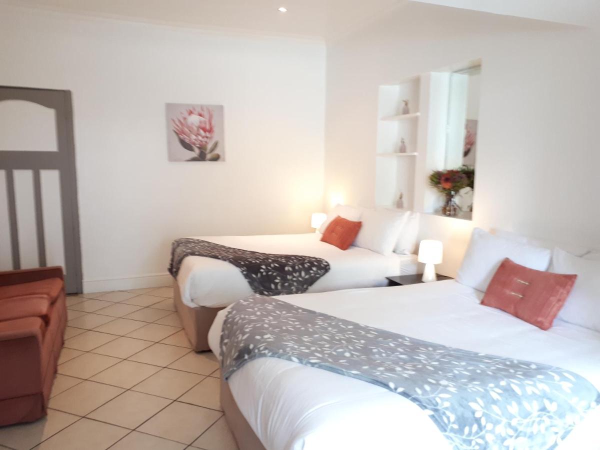 Knysna N2 Lodge Ngoại thất bức ảnh