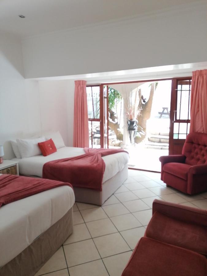 Knysna N2 Lodge Ngoại thất bức ảnh