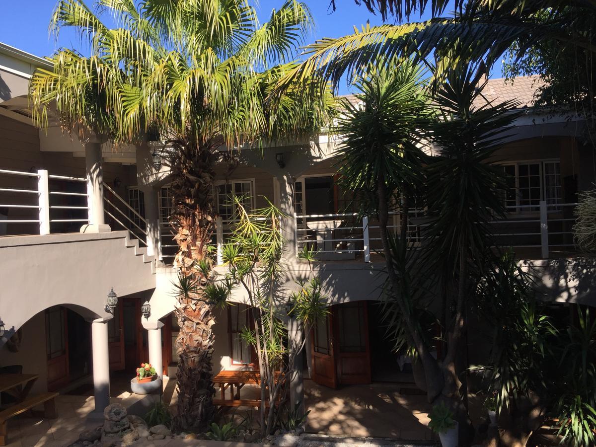 Knysna N2 Lodge Ngoại thất bức ảnh