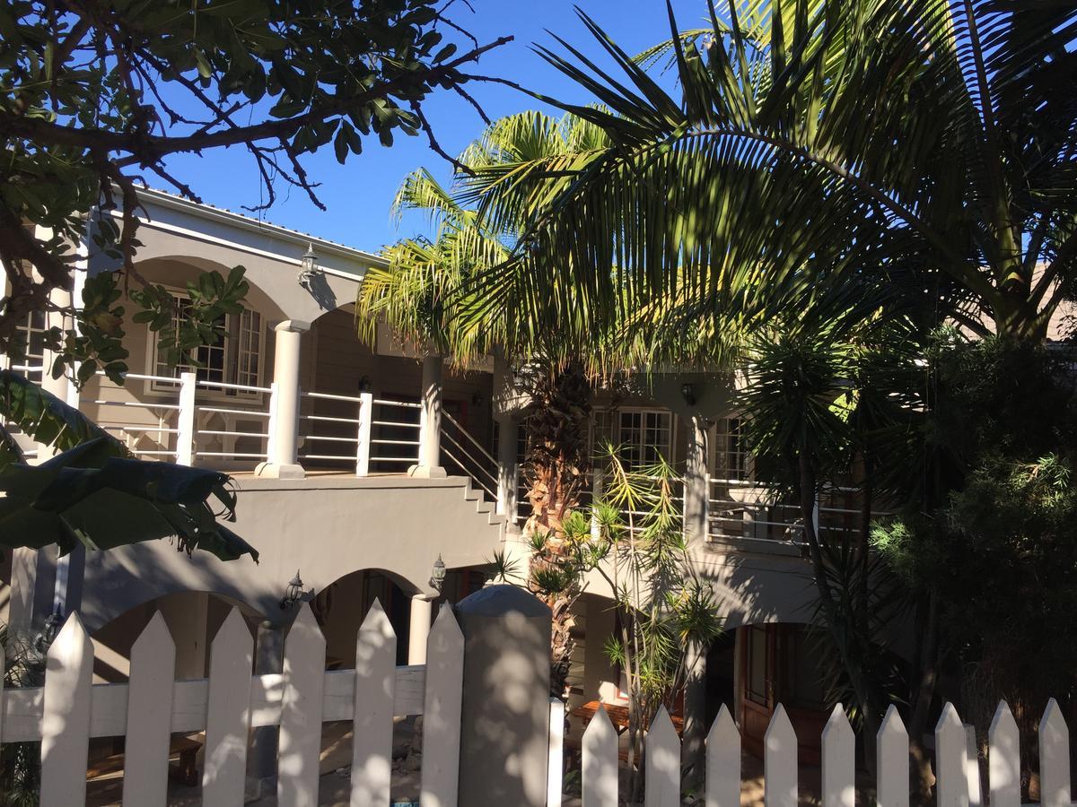 Knysna N2 Lodge Ngoại thất bức ảnh