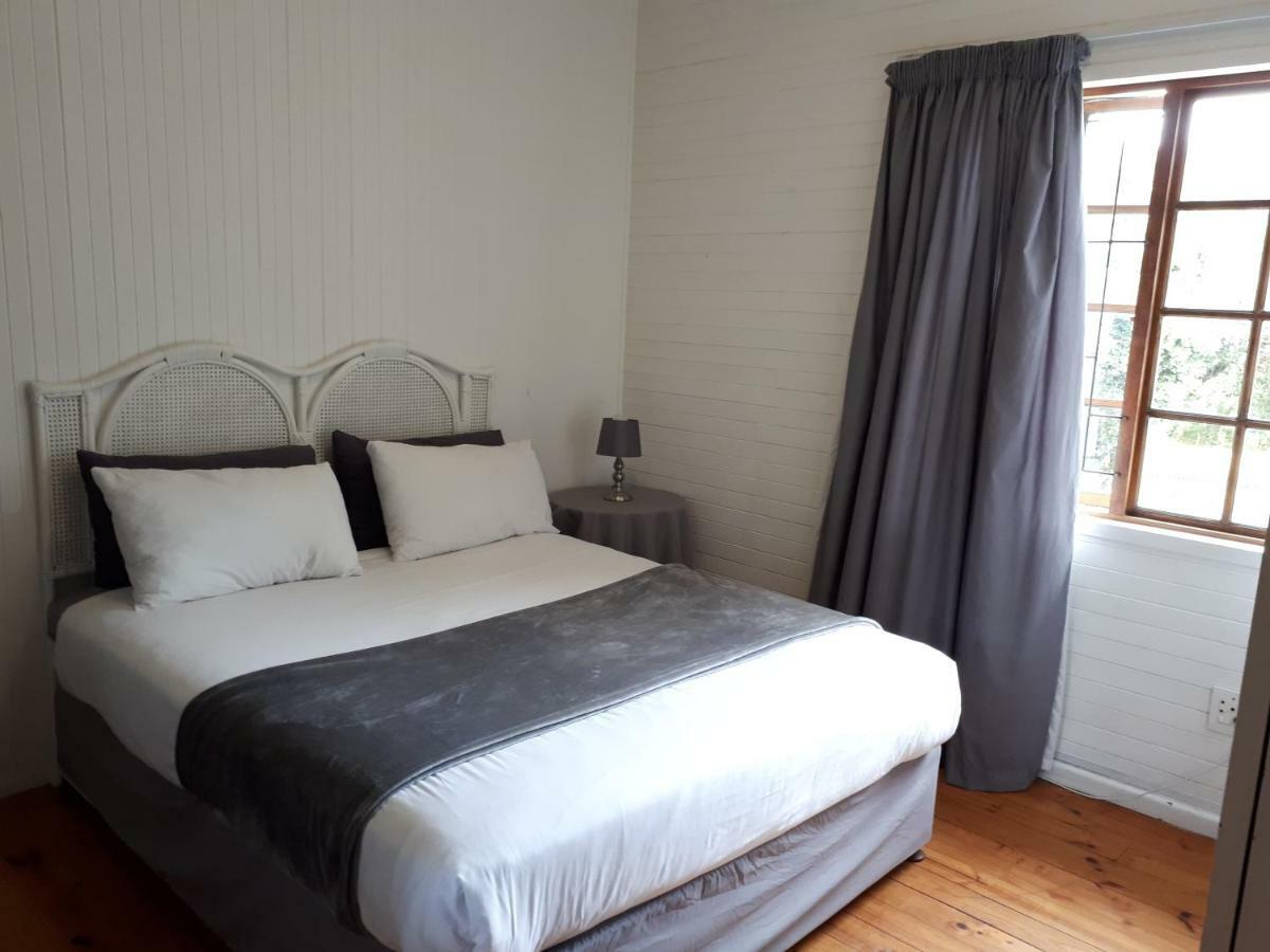 Knysna N2 Lodge Ngoại thất bức ảnh