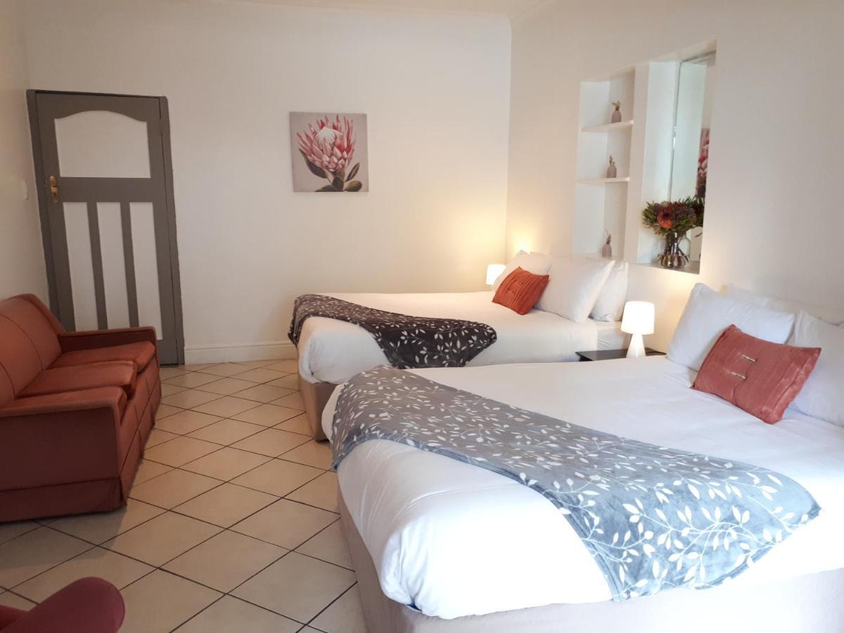 Knysna N2 Lodge Ngoại thất bức ảnh